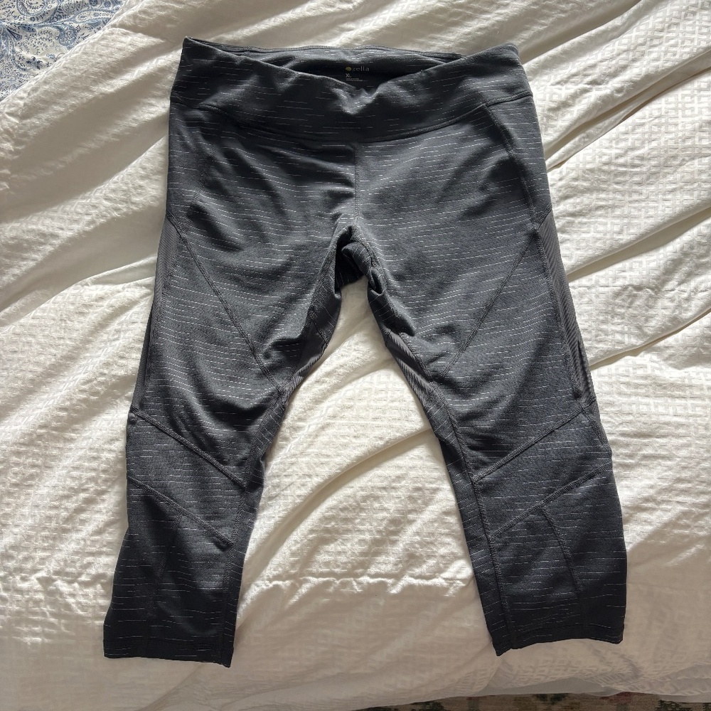 Zella mid-calf leggings